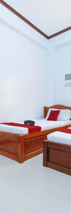 RedDoorz @ D Maagma Street, Hotel in Kalibo