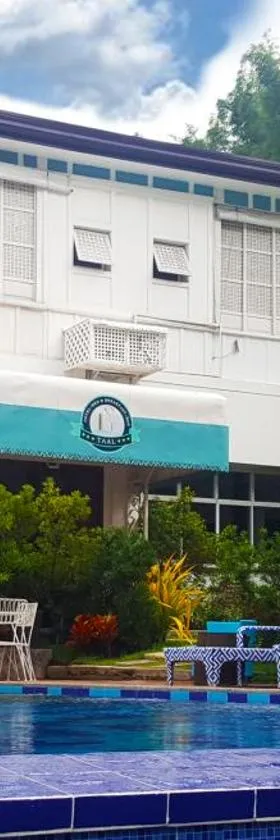 Paradores Del Castillo, Hotel in Taal