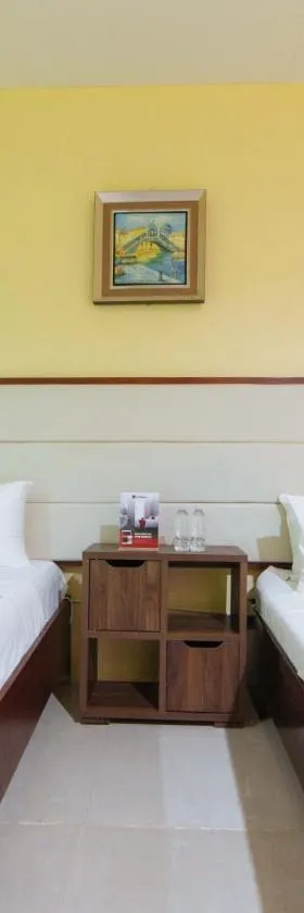 RedDoorz near Notre Dame of Dadiangas University, Hotel in General Santos