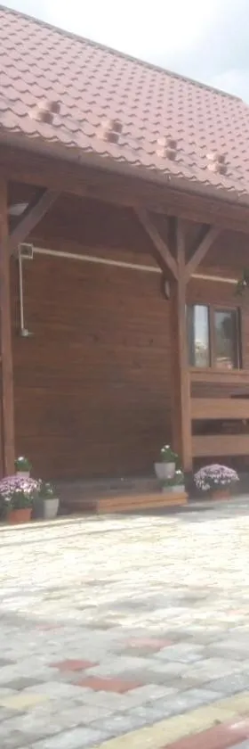 Сонечко, Hotel in Velyka Bihanʼ