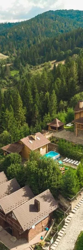 Villa Alpiyka, Hotel in Slawske