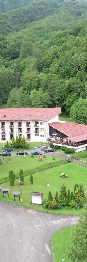 Hotel Mladost, Hotel in Tjentište