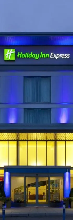 Holiday Inn Express London Stansted Airport by IHG, Hotel in Stansted Mountfitchet