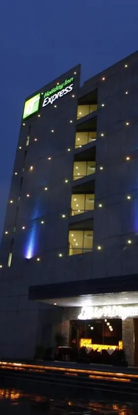 Holiday Inn Express Toluca Galerias Metepec by IHG, Hotel in Toluca de Lerdo