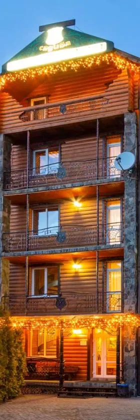 У Мар'яни і Назара, Hotel in Jaremtsche