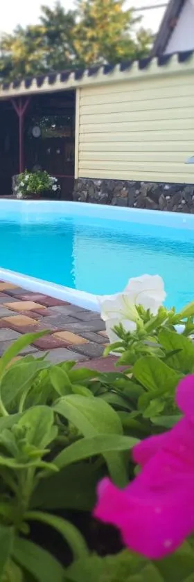 Guest House Barkhat, Hotel in Satoka