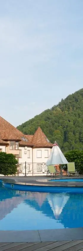 LETIZIA country club, Hotel in Shayan