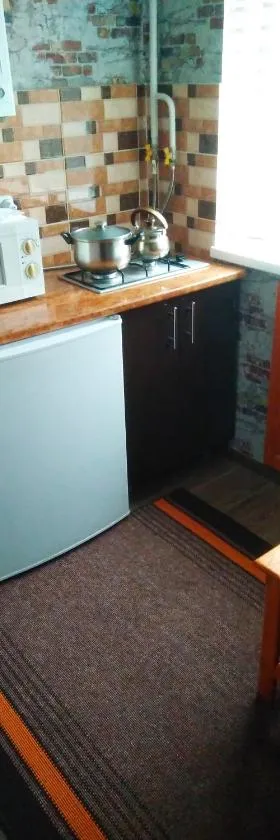 Двухкомнатная квартира в центре, Hotel in Okhtyrka