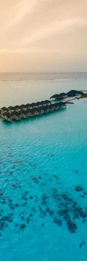 Summer Island Maldives Resort, Hotel in Nord-Malé-Atoll