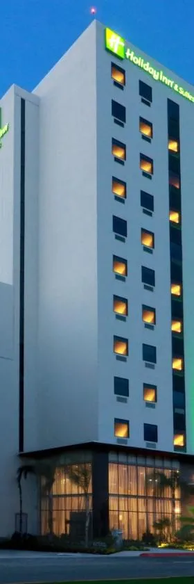 Holiday Inn & Suites Monterrey Apodaca Zona Airport, an IHG hotel, Hotel in Monterrey