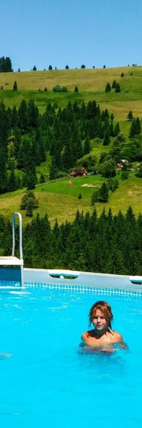 Camping Nad Karpatamy SPA, Hotel in Hrobyshche