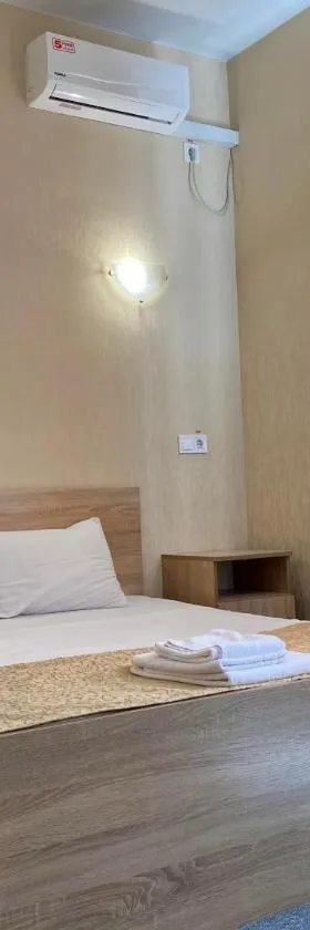 Guest House SOTNI, Hotel in Kiew