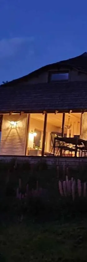 Atpūtas māja Puskalni, Hotel in Rauna