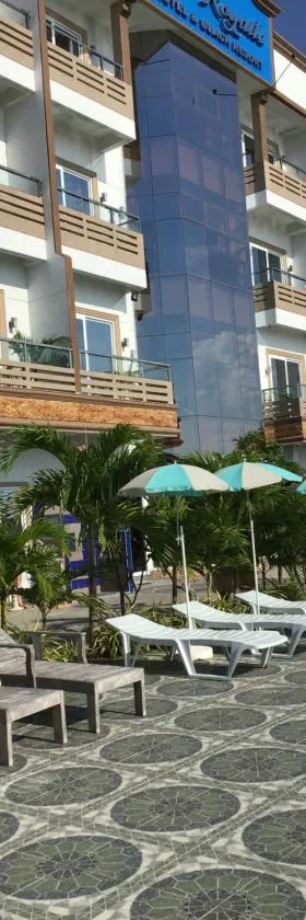 EM Royalle Hotel & Beach Resort, Hotel in San Juan