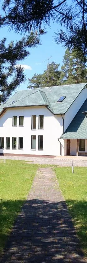 Dižpriedes, Hotel in Kandava
