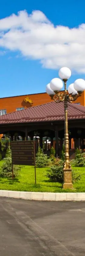 Parade Allure, Hotel in Zhashkiv