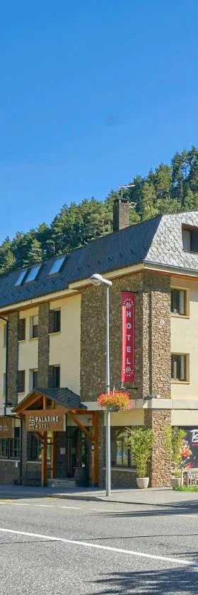 Hotel Palarine, Hotel in Erts