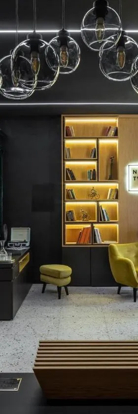 Number 21 by DBI, Hotel in Kiew