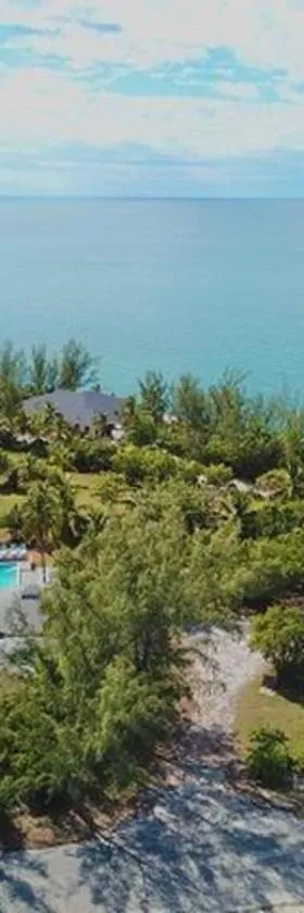 The Sunset Cove and Rainbow Room, Hotel in Alice Town