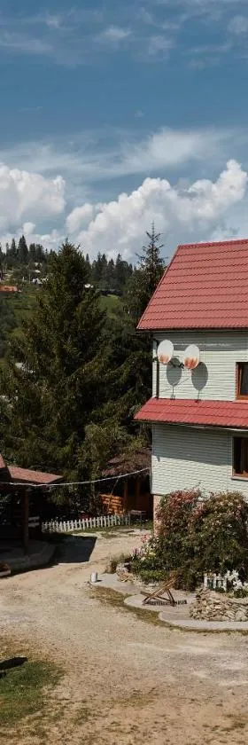Sadyba Pogar, Hotel in Slawske