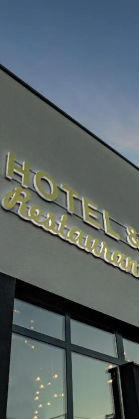 Hotel IN, Hotel in Žepče