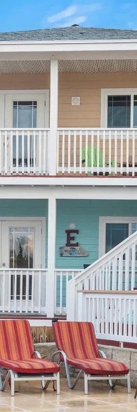 EMBRACE Resort, Hotel in Staniel Cay
