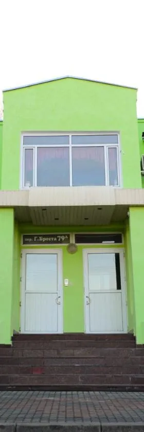 Hotel Uyut, Hotel in Krementschuk