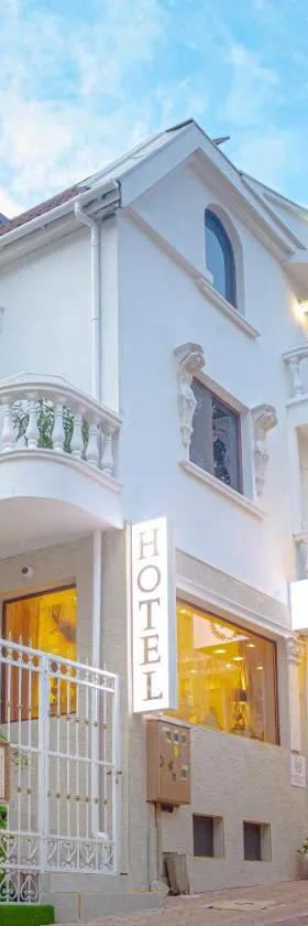 Hotel IMPERIA, Hotel in Warna