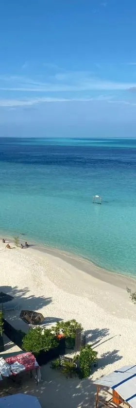 Pearlshine Retreat Maldives, Hotel in Gulhi