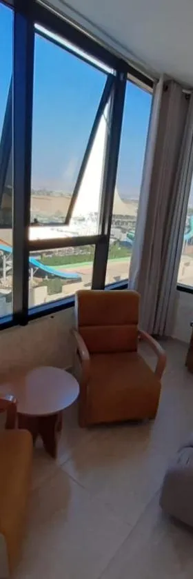 Dolphin Suites Hotel, Hotel in Jericho