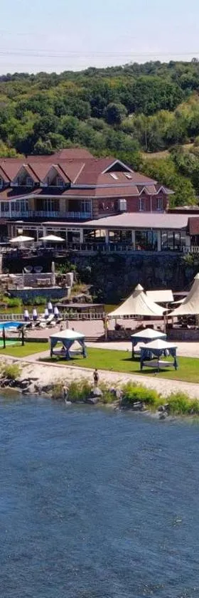 Спа-Готель Потоки Хауз, Hotel in Kam”yani Potoky