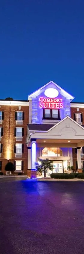 Comfort Suites Newport News Airport, hotel in Newport News
