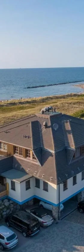 Moby Dick Hotel & Ferienwohnungen, Hotel in Wustrow