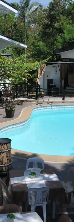 Date & Dine Resort, Hotel in Antipolo