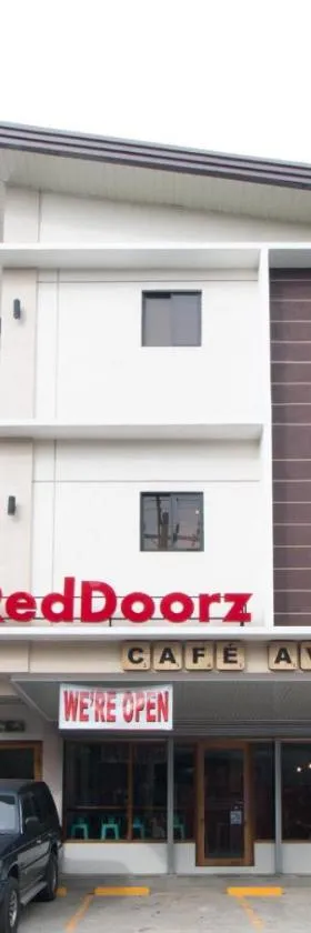 RedDoorz Plus @ Diola Villamonte Bacolod, Hotel in Bacolod City