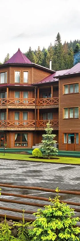 Olga Deluxe, Hotel in Tatariw