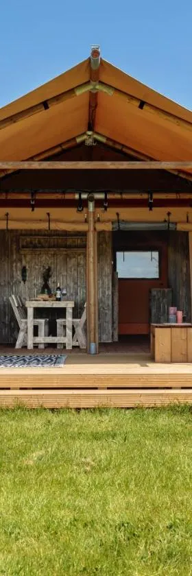 Frei wie der Wind-Glamping, Hotel in Dierhagen