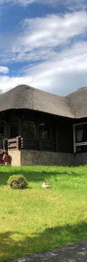 Гута Вікенд, Hotel in Guta