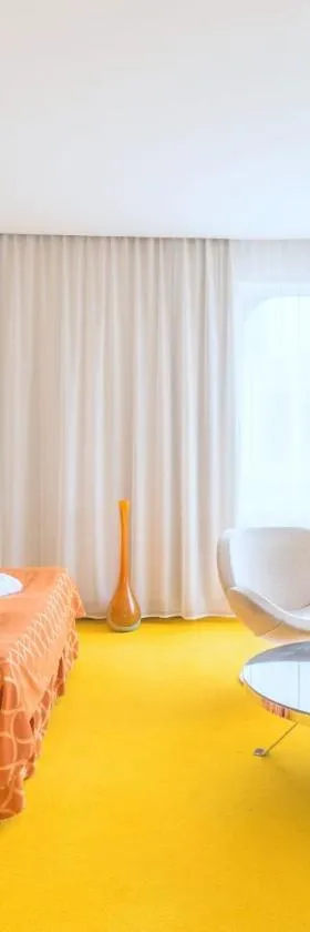 Rija VEF Hotel with FREE Parking, Hotel in Riga