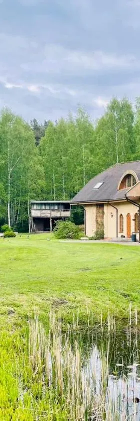 Piejūras Nams, Hotel in Ķesterciems