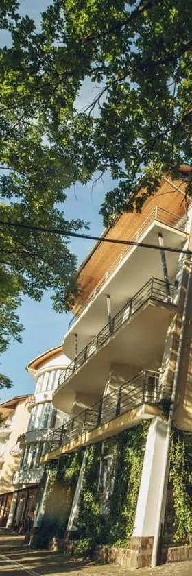 Готель Поляна Квеле, Hotel in Poljana