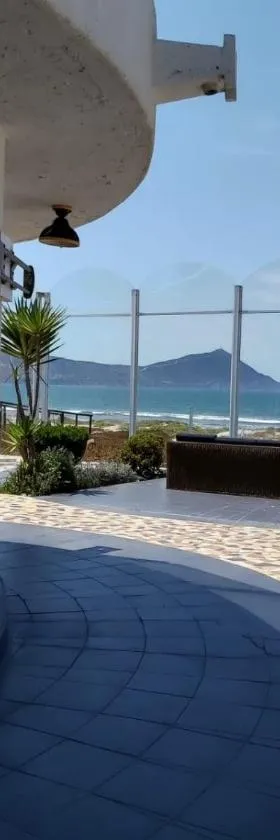 CASA DE PLAYA EN ENSENADA, Hotel in Ensenada