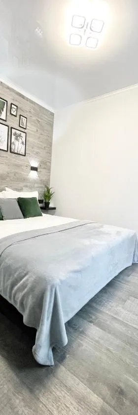 Элегантная квартира-студия ЖК Рич Таун, Ирпень, Hotel in Irpin