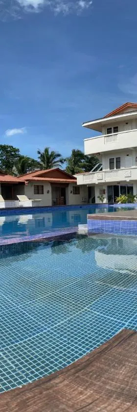 Shoreland Beach Resort by Cocotel, Hotel in Nasugbu
