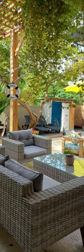 Palms Retreat, Hotel in Fulhadhoo