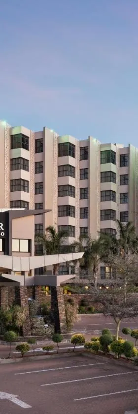 Premier Hotel O.R. Tambo, Hotel in Kempton Park