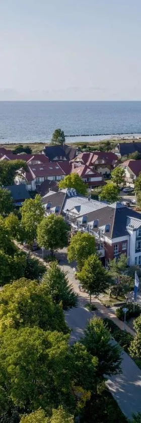 Dorint Strandresort & Spa Ostseebad Wustrow, Hotel in Wustrow