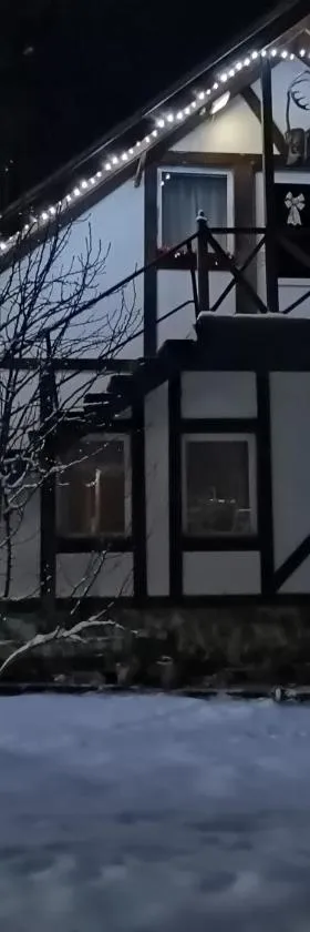 Біла Хижа (Хата), Hotel in Verkhne-Studeny
