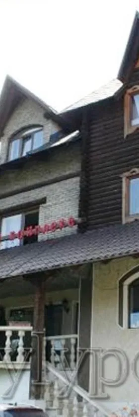 Wood House, Hotel in Pilipets