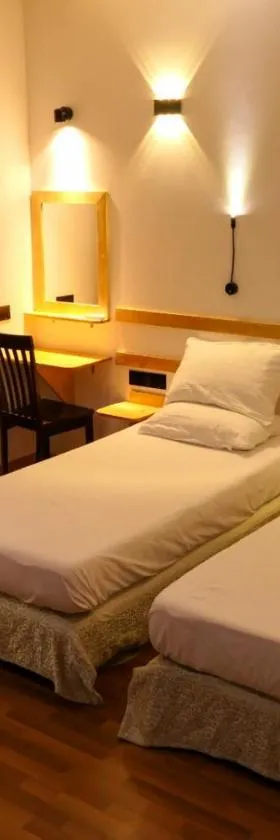 AYIRA Maldives, Hotel in Feridhoo